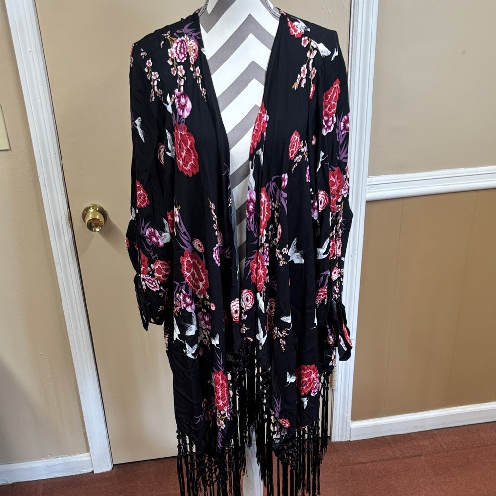 Torrid Black Floral Kimono Top